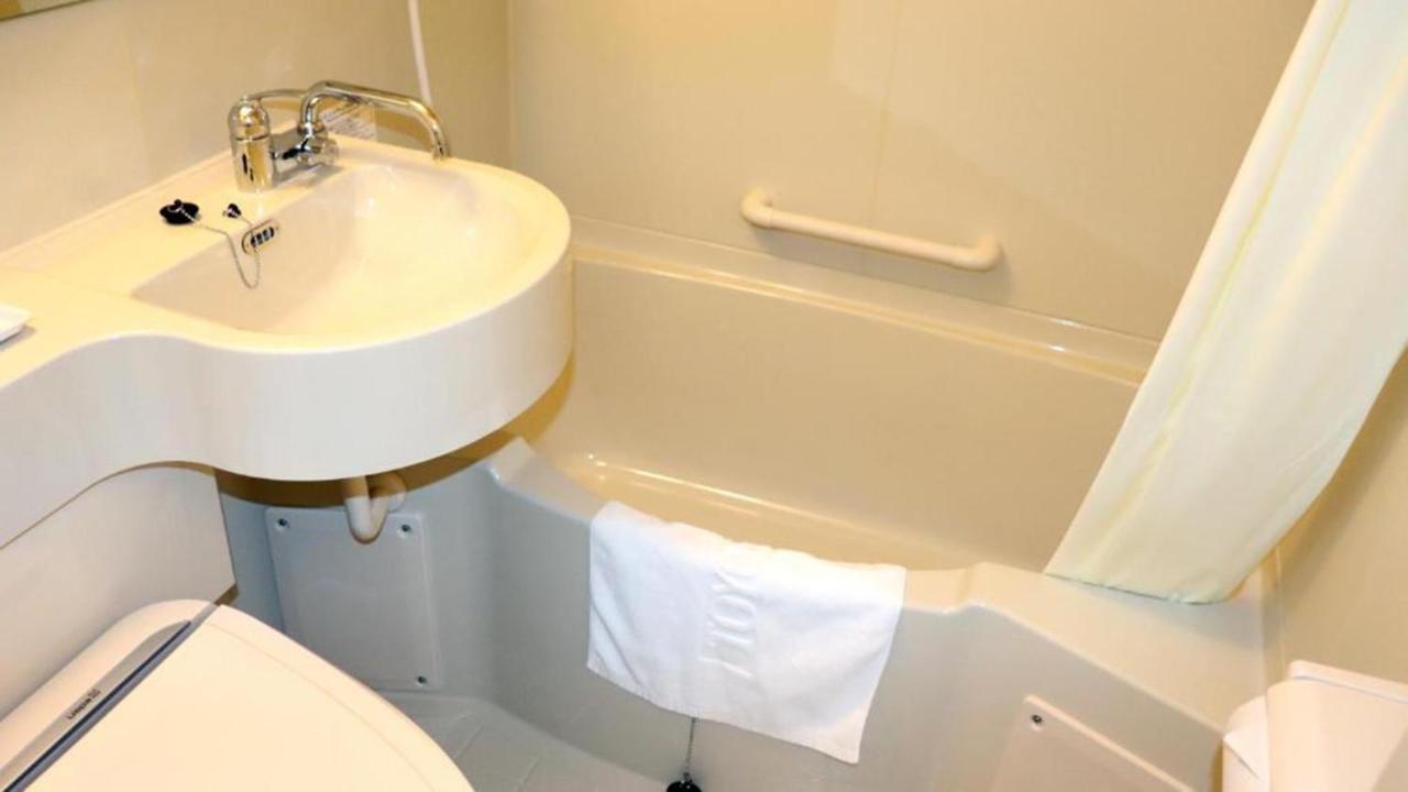 Toyoko Inn Nishi Funabashi Baraki Inter Ichikawa Bagian luar foto